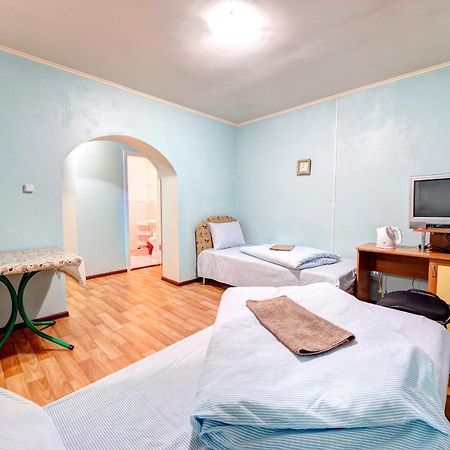 Hotel Zvezda Kiev Esterno foto