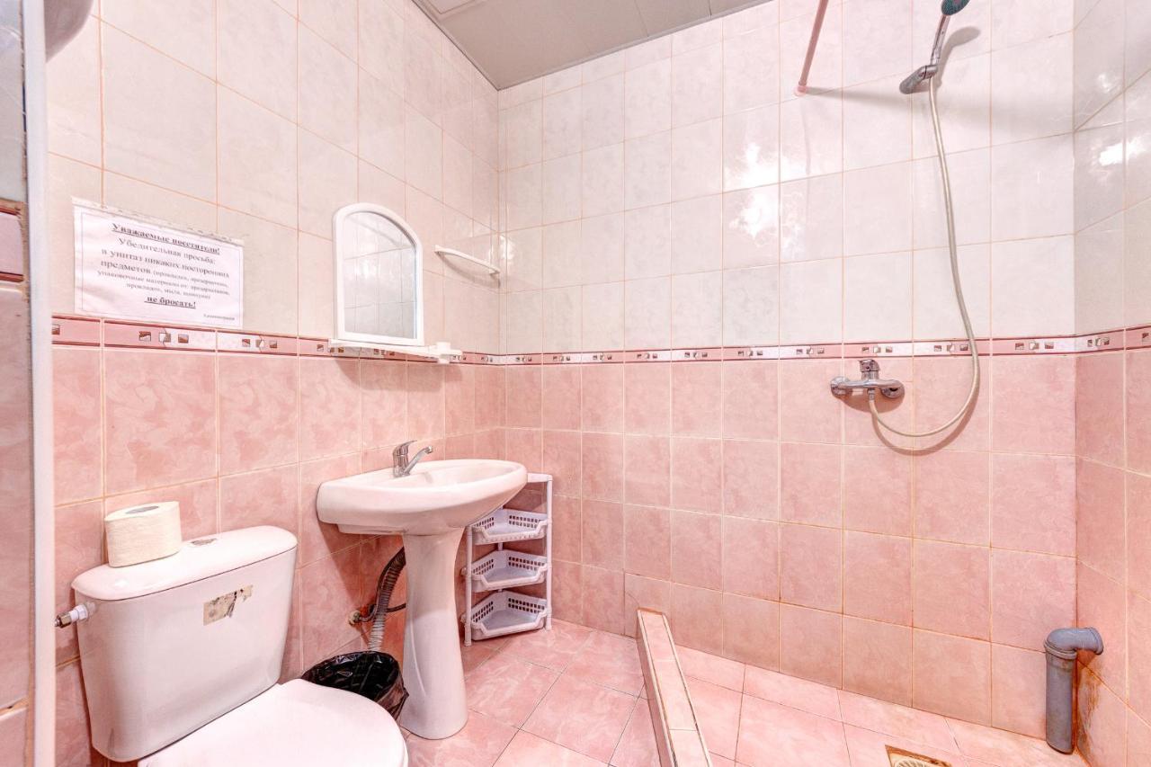 Hotel Zvezda Kiev Esterno foto